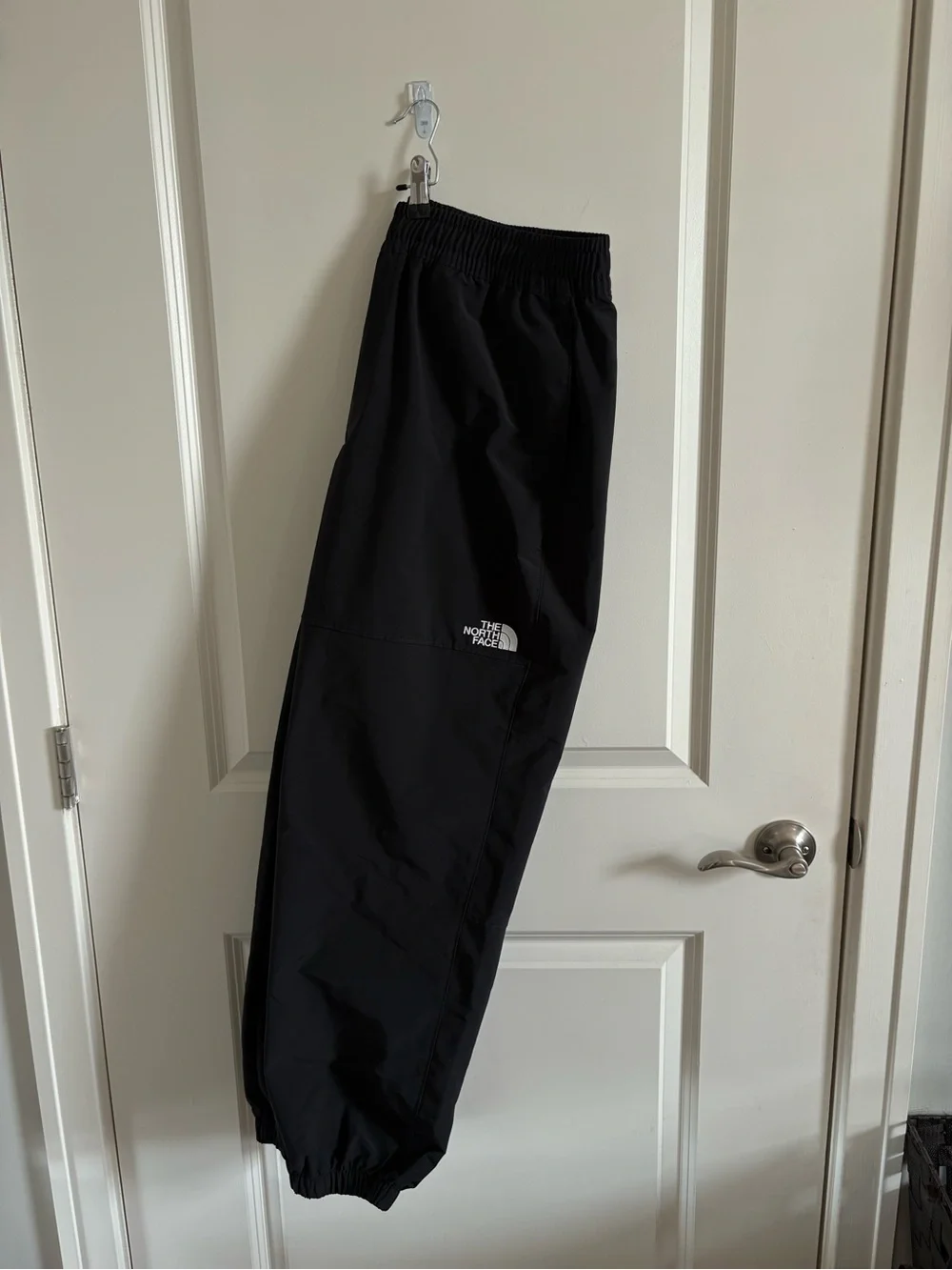 The North Face WindWall Men’s Black Jogger Pants Size M